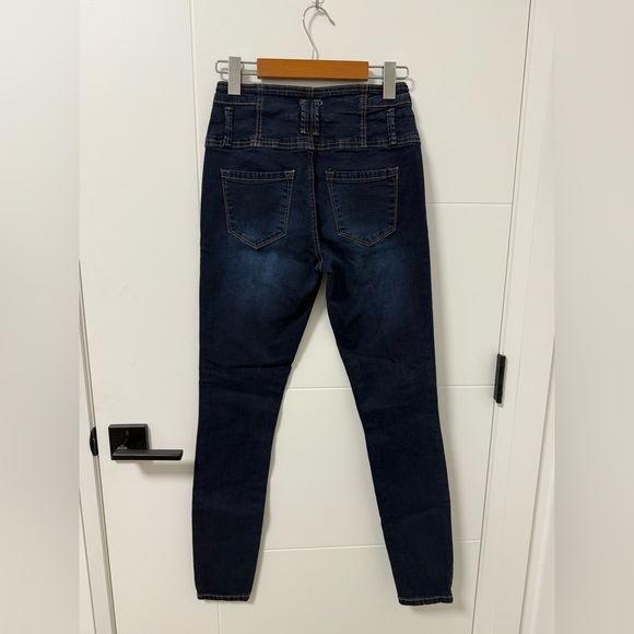 High rise skinny leg stretchy jeans - Picture 2 of 8